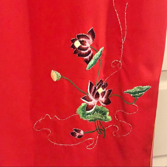 chinese-inspired vietnamese áo dài dress - Picture 3 of 3